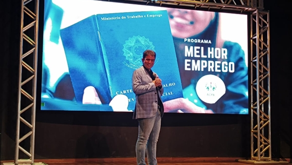 Gladson lança plano que prevê a criação de 30 mil postos de trabalho em 2022